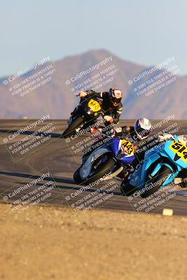 media/Dec-16-2023-CVMA (Sat) [[bb38a358a2]]/Race 13 Amateur Supersport Middleweight/